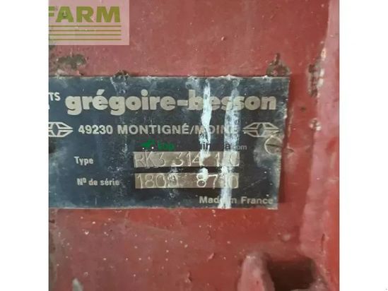 Arado - Gregoire Besson - 3 corps