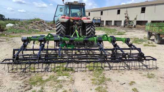 CULTIVADOR SEMICHISEL DE 22 BRAZOS ELASTOMEROS 35X35