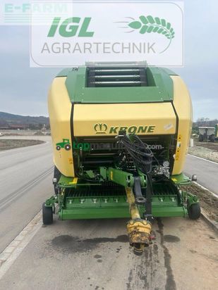 Empacadora gigant - Krone - comprima cv 150 cx extrem