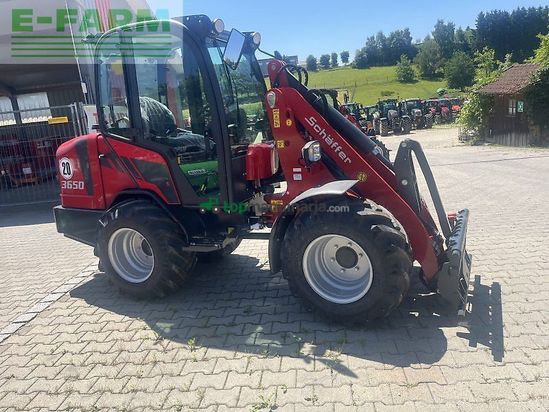 Minicargadora - Schaffer - 3650 m. kabine