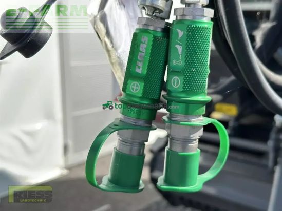 Empacadora gigant - Claas - variant 585 pro