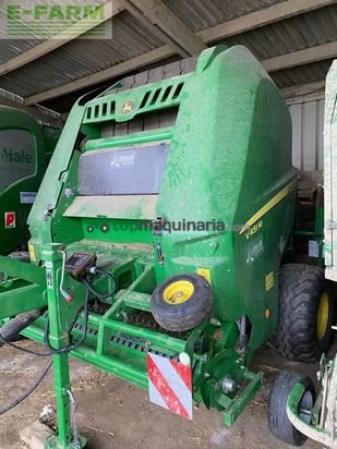 Empacadora gigant - John Deere - v451m