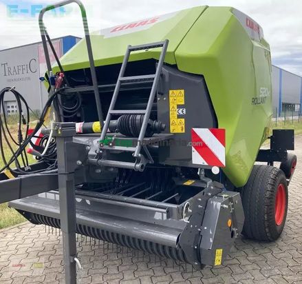 Empacadora gigant - Claas - rollant 520 rc