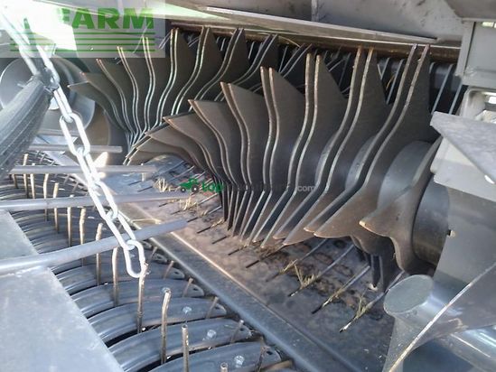 Empacadora gigant - Claas - rollant 520 rc