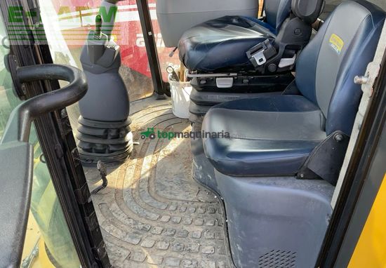 Cosechadora de Cereal - New Holland - CR9090