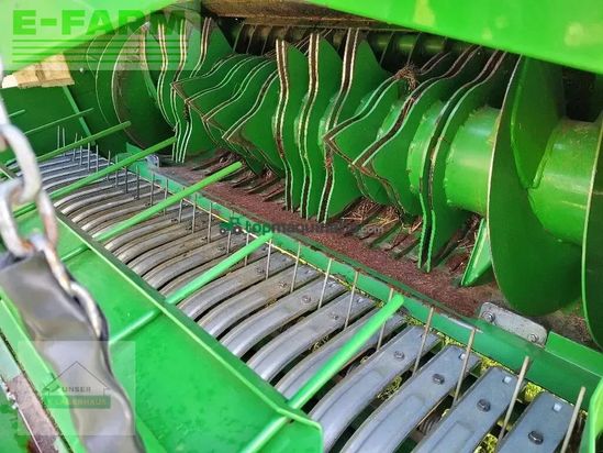 Empacadora gigant - John Deere - v461m