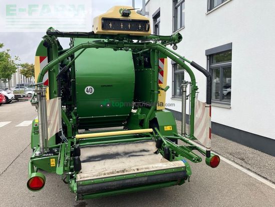 Empacadora gigant - Krone - comprima cv 150 xc
