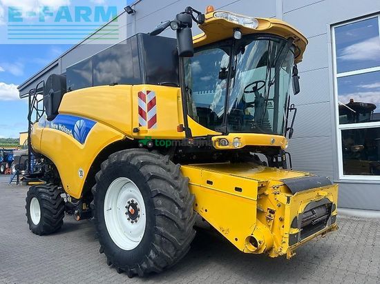 Cosechadora de Cereal - New Holland - cr 9080