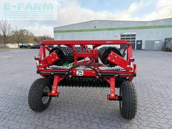 Arado - Kverneland - actiroll 630 cambridge