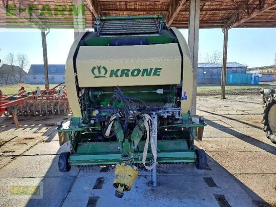 Empacadora gigant - Krone - v1800mc