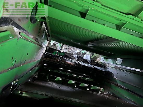 Cosechadora de Cereal - John Deere - s690