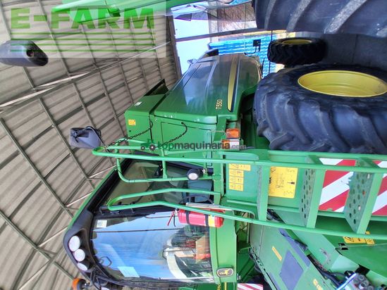Cosechadora de Cereal - John Deere - T550