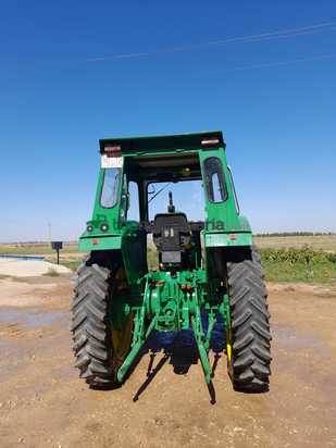 Tractor agrícola - John Deere - 1635