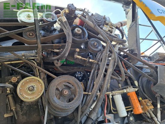 Cosechadora de Cereal - New Holland - cr 9060 / cr9060