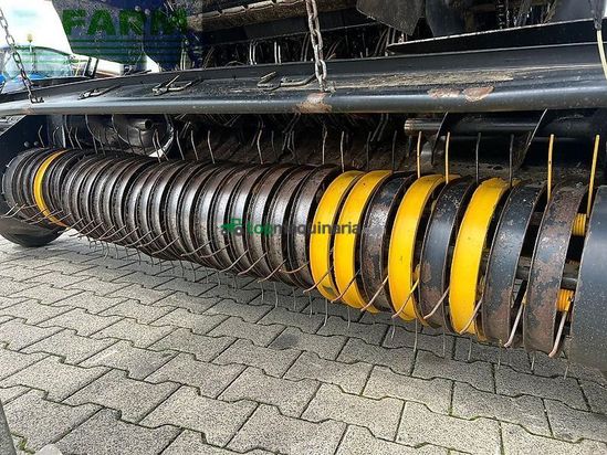 Empacadora gigant - New Holland - br 7070