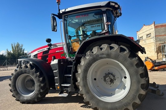 TRACTOR MASSEY FERGUSON 8S 245 DYNA 7
