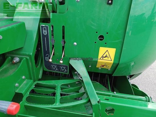 Empacadora gigant - John Deere - c441r