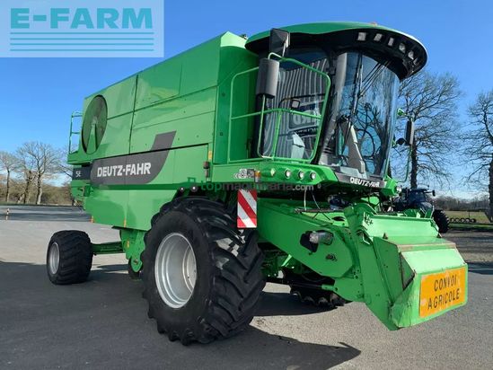 Cosechadora de Cereal - Deutz-Fahr - 5690 hts
