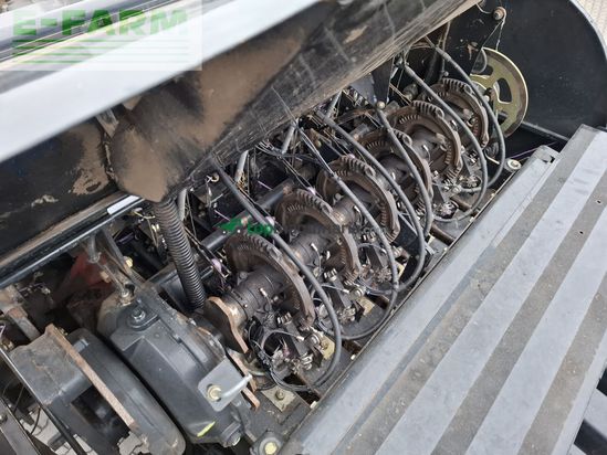 Empacadora gigant - New Holland - bb 9070 / bb9070