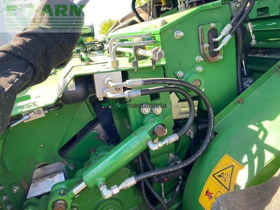 Cosechadora de Cereal - John Deere - 9700 i