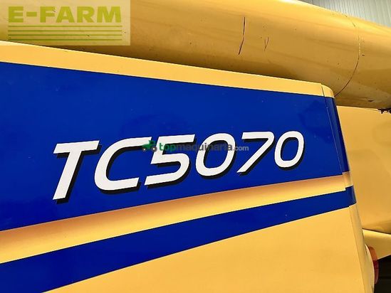 Cosechadora de Cereal - New Holland - tc 5070