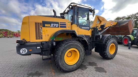 Pala cargadora Komatsu WA270-8