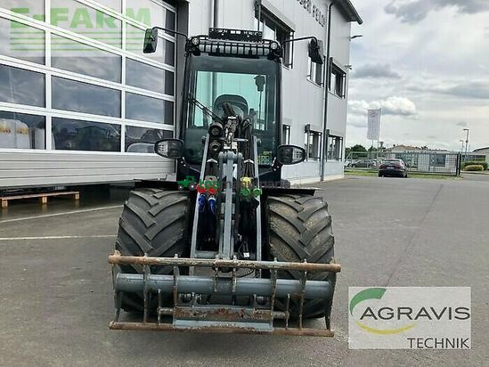 Minicargadora - Giant - g2700 x-tra hd+