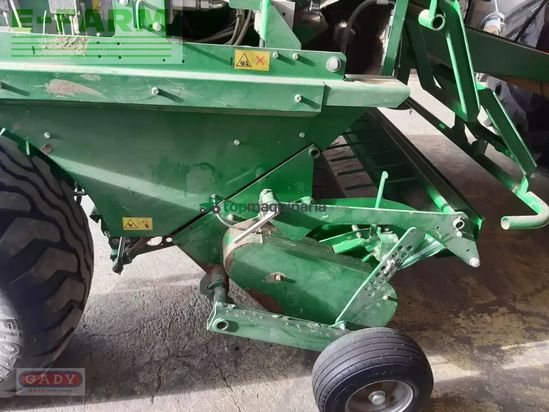 Empacadora gigant - McHale - f 560 rundballen presse