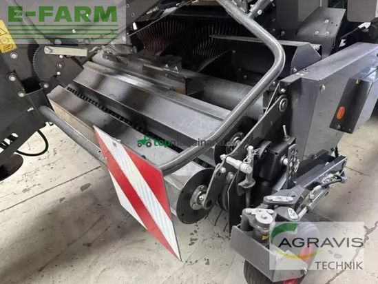 Empacadora gigant - Claas - quadrant 5200 fc t