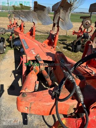 Arado - Kuhn - multimaster 123t