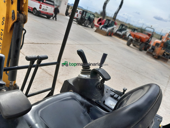 Miniexcavadora JCB 15C