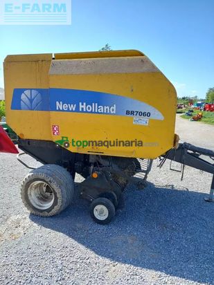 Empacadora gigant - New Holland - br 7060