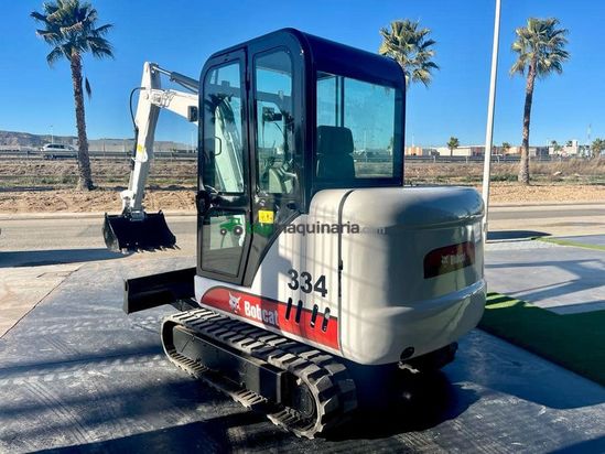Mini excavadora Bobcat 334