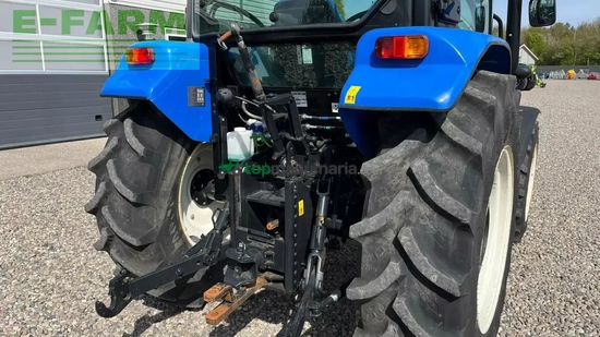 Tractor agrícola - New Holland - 70-66 s fiat model