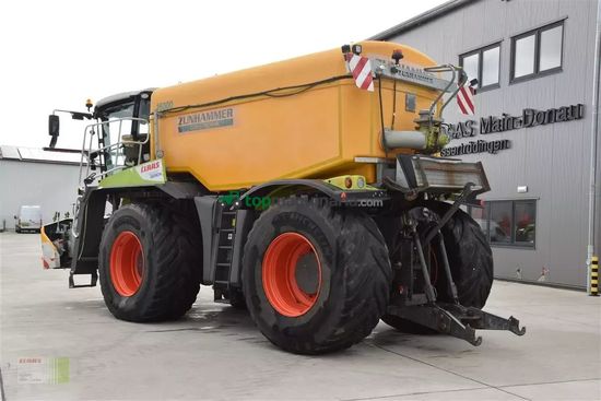 Esparcidor - Claas - xerion 4000 saddle trac SADDLE TRAC