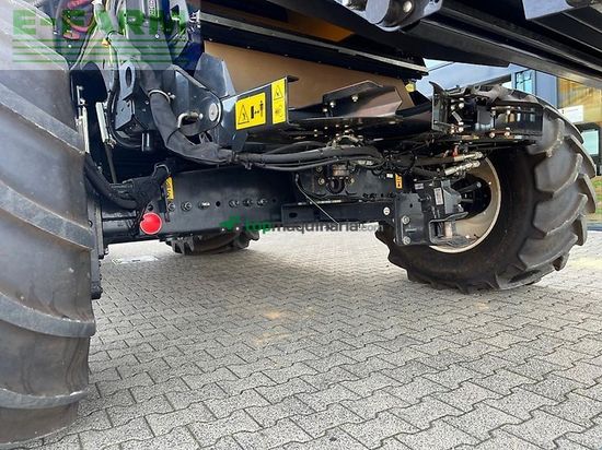 Cosechadora de Cereal - New Holland - cr 7.90 allrad