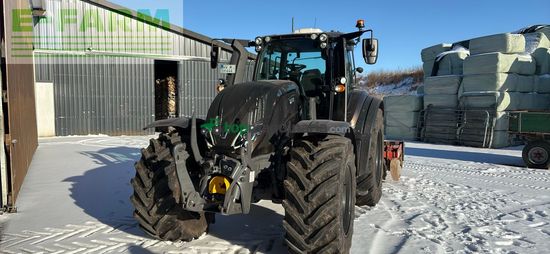 Tractor agrícola - Valtra - T235D