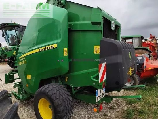 Empacadora gigant - John Deere - v461m