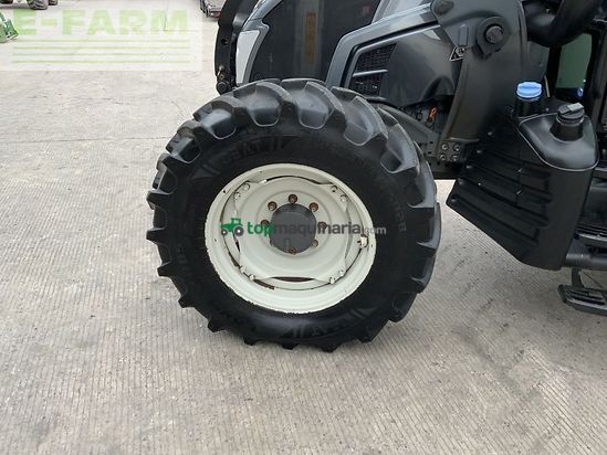 Tractor agrícola - Valtra - n113 hi tech tractor (st23833)