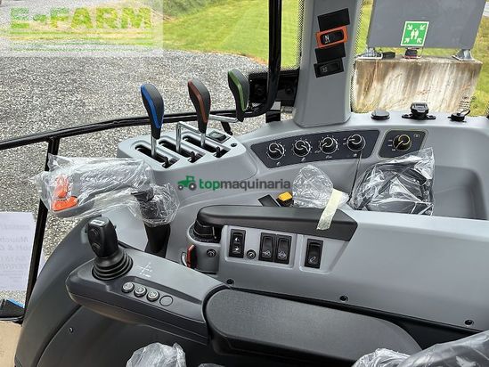 Tractor agrícola - Valtra - a115 bronzemetallic