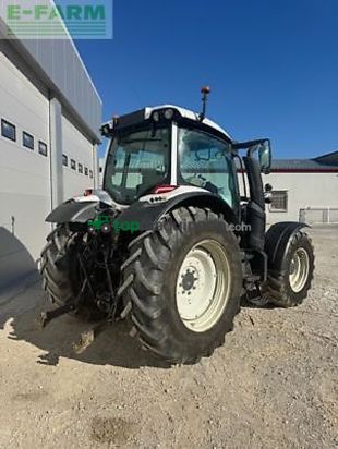 Tractor agrícola - Valtra - n134 h5