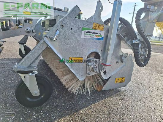 Riego -  - fliegl agrocenter kehrmaschine 1550