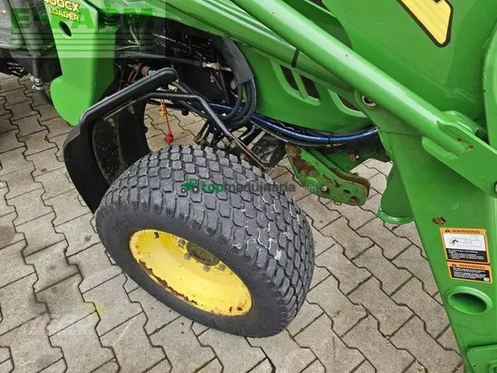 Tractor agrícola - John Deere - 4720