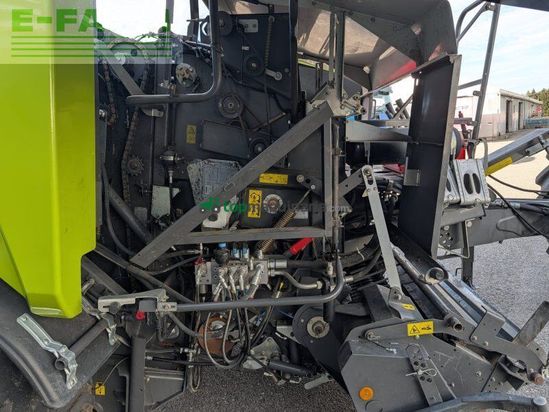 Empacadora gigant - Claas - rollant 454 rc uniwrap
