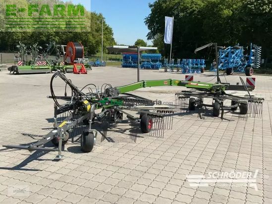 Rastrillo - Fendt - former 1502