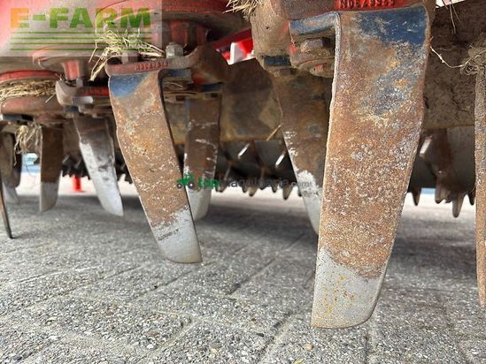 Sembradora - Kuhn - integra 3000 + hrb 302