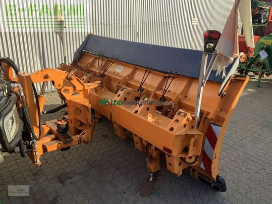 Tractor agrícola - Mercedes-benz - unimog u 400