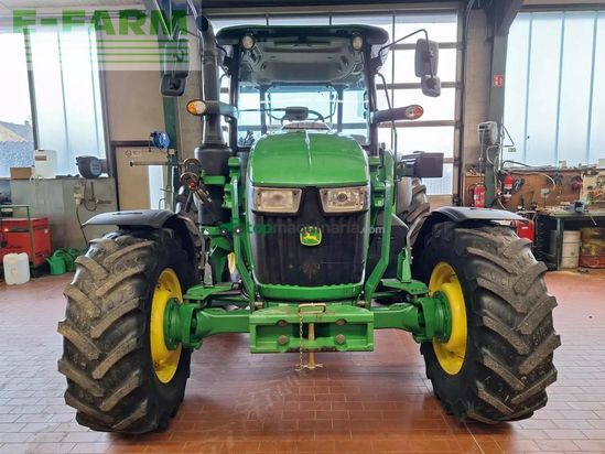 Tractor agrícola - John Deere - 5100m
