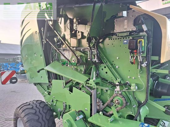 Empacadora gigant - Krone - comprima v 150 xc plus 17 messer