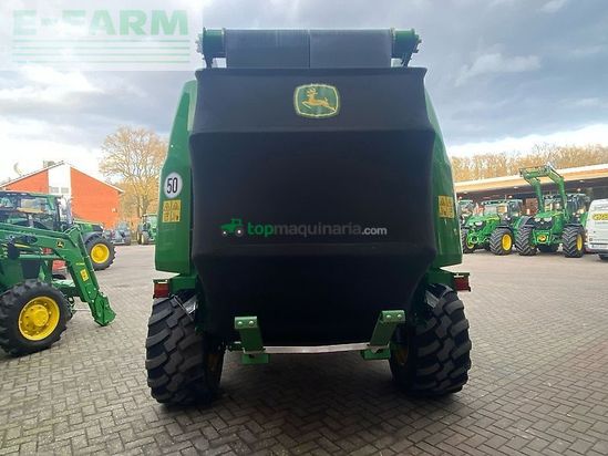 Empacadora gigant - John Deere - 990